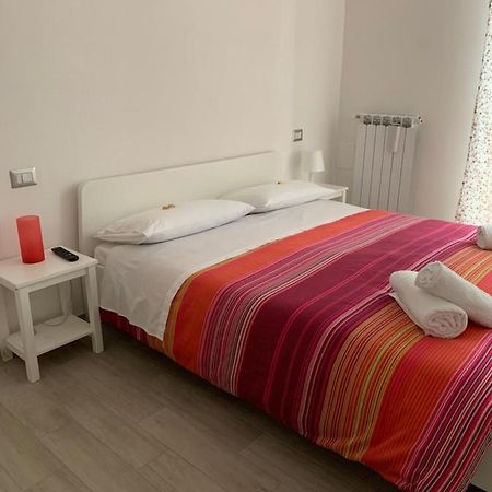 Appartement La Porta Di Carmy à Naples Extérieur photo