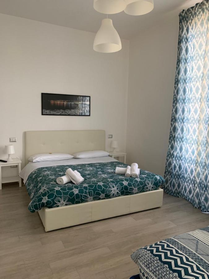 Appartement La Porta Di Carmy à Naples Extérieur photo
