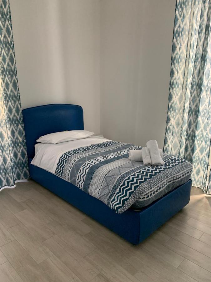 Appartement La Porta Di Carmy à Naples Extérieur photo